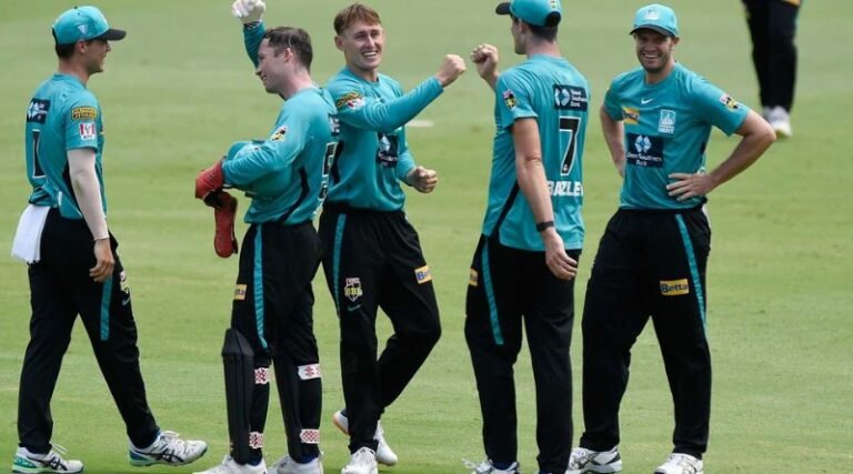 BBL Renshaw’s boundary seals last-ball thriller to keep Heat season alive (2)