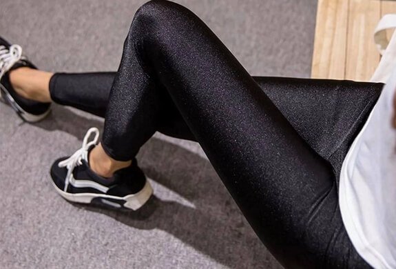 The Rise of Custom Leggings: Unveiling the Role of Manufacturers