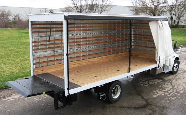 curtain side box truck