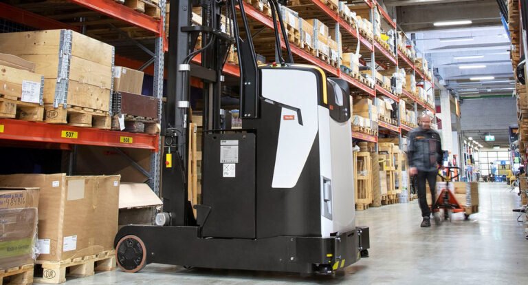 Warehouse Logistics AGV